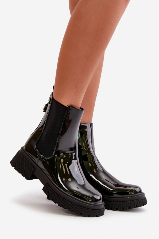 bottes élégantes avec effet laqué, réchauffées au Château, couleur noire Groesta bottes élégantes avec effet laqué, réchauffées au Château, couleur noire Groesta