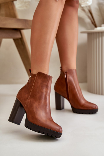 Bottines pour femmes réchauffées au Poteau Haut Attachées au Château couleur marron Bioria