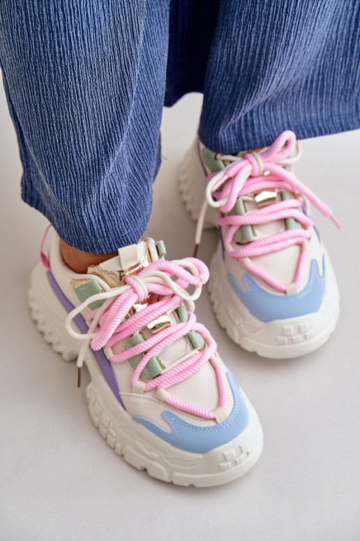Sneakers Modellschuhe Damen mit modischen massiven Sohlen in verschiedenen Farben Nevela Sneakers Modellschuhe Damen mit modischen massiven Sohlen in verschiedenen Farben Nevela