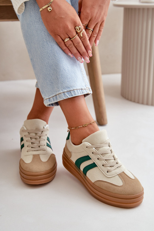 Chaussures modèle baskets Féminin avec une plateforme beige-couleur verte Nesonice Chaussures modèle baskets Féminin avec une plateforme beige-couleur verte Nesonice