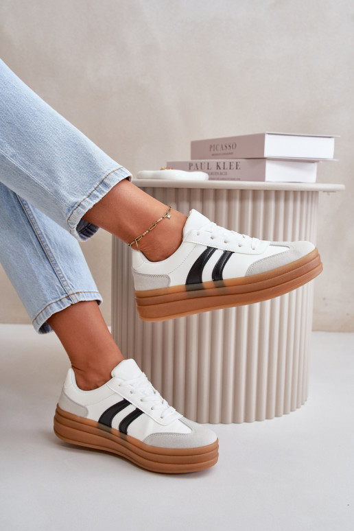 Chaussures modèle baskets Féminin avec une plateforme Blanc-couleur grise Nesonice Chaussures modèle baskets Féminin avec une plateforme Blanc-couleur grise Nesonice