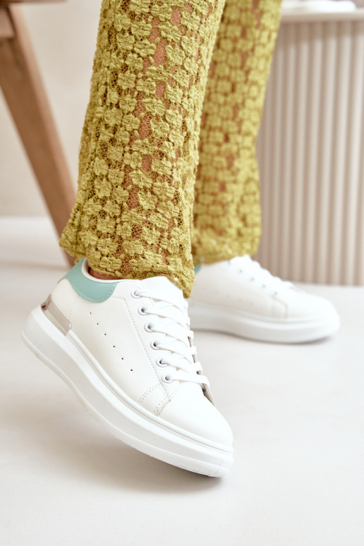 Chaussures de loisirs basses avec plateforme en cuir écologique Couleur blanc-vert Nevelena