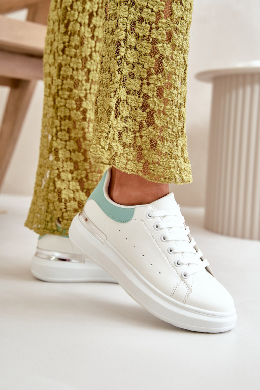 Chaussures de loisirs basses avec plateforme en cuir écologique Couleur blanc-vert Nevelena