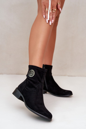 Bottes pour femmes Fixé Au Château Avec des décorations Detalem en daim écologiqueoÀe couleur noire Lerioria
