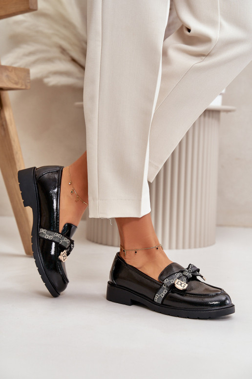 met lakeffect Damesmocassins met linten S.Barski HY42-331A zwarte kleur met lakeffect Damesmocassins met linten S.Barski HY42-331A zwarte kleur