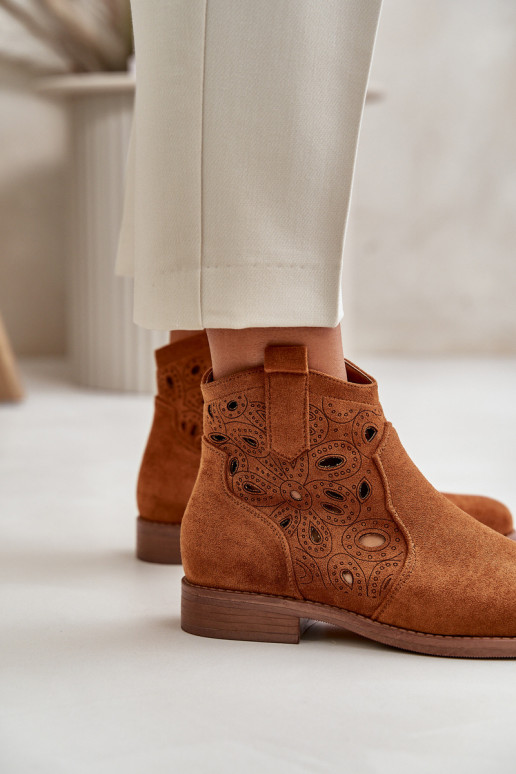 Damenstiefel mit durchbrochenen Elementen To the Castle braune Farbe S.Barski HY42-081 Damenstiefel mit durchbrochenen Elementen To the Castle braune Farbe S.Barski HY42-081