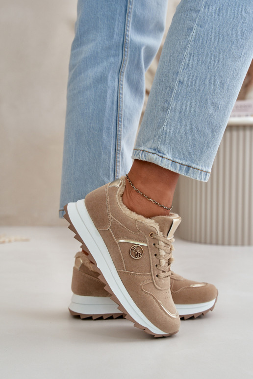 baskets Féminin réchauffer avec de la fourrure à l intérieur avec une plateforme couleur kaki Lerisas baskets Féminin réchauffer avec de la fourrure à l intérieur avec une plateforme couleur kaki Lerisas