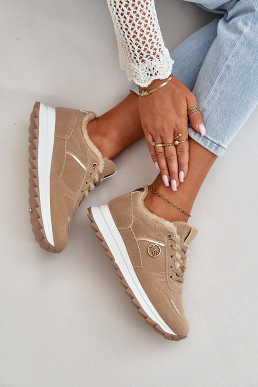 baskets Féminin réchauffer avec de la fourrure à l intérieur avec une plateforme couleur kaki Lerisas baskets Féminin réchauffer avec de la fourrure à l intérieur avec une plateforme couleur kaki Lerisas