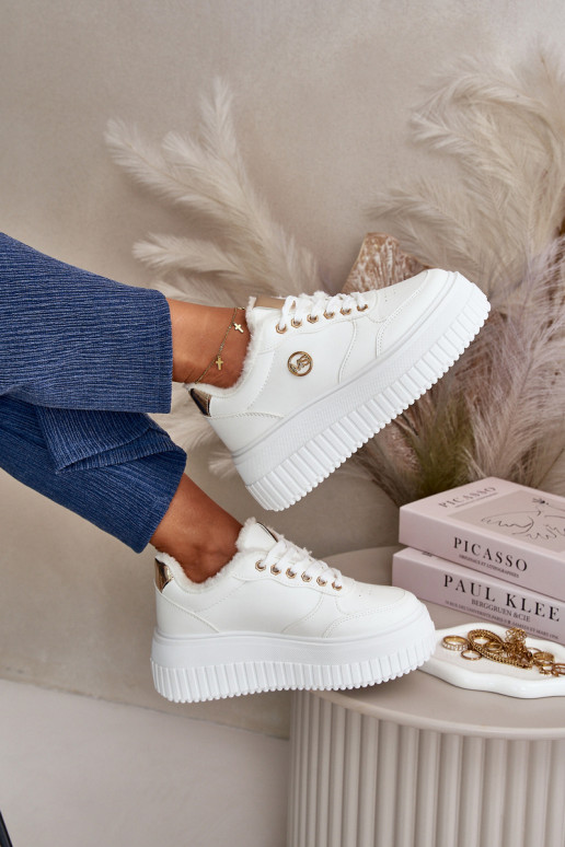 Chaussures modèle baskets baskets Féminin réchauffer avec des semelles massives à la mode couleur blanche Ardiela