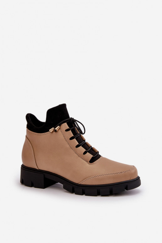 damesschoenen met lage hak, gemaakt van eco-leer beige Erisabelle damesschoenen met lage hak, gemaakt van eco-leer beige Erisabelle
