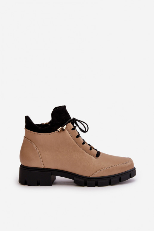 damesschoenen met lage hak, gemaakt van eco-leer beige Erisabelle damesschoenen met lage hak, gemaakt van eco-leer beige Erisabelle