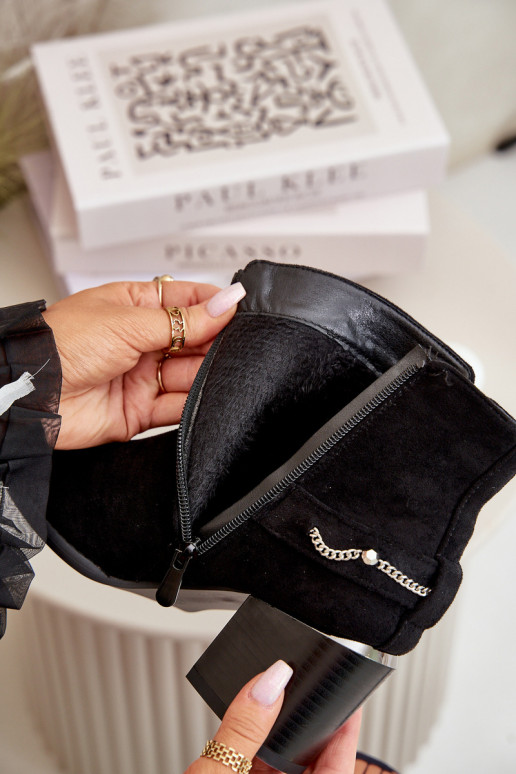 verwarmde dames enkellaarsjes met kettingen gemaakt van eco-suède in de zwarte kleur Hanalen