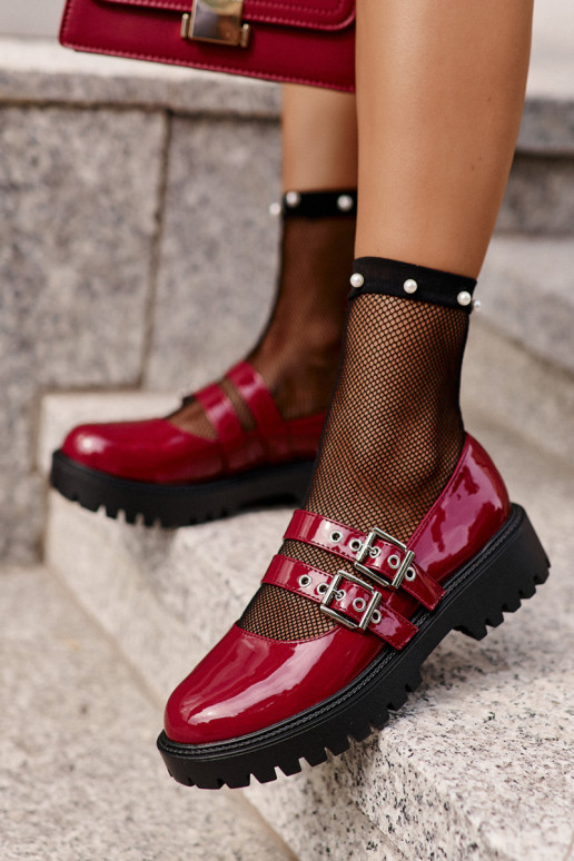 Schuhe Feminin mit Streifen mit Lackeffekt Burgund Terione Schuhe Feminin mit Streifen mit Lackeffekt Burgund Terione