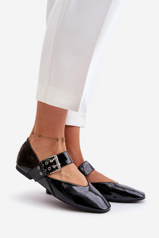 Gelakte ballerinas met riemen zInart Azirae Gelakte ballerinas met riemen zInart Azirae