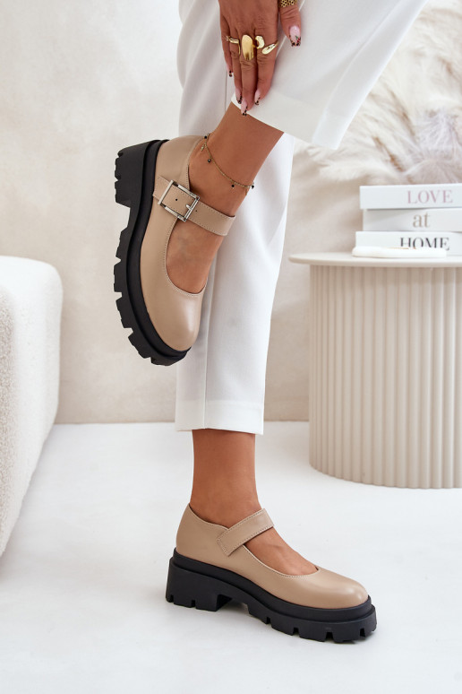 chaussures Féminin avec boucles beige Plikuria