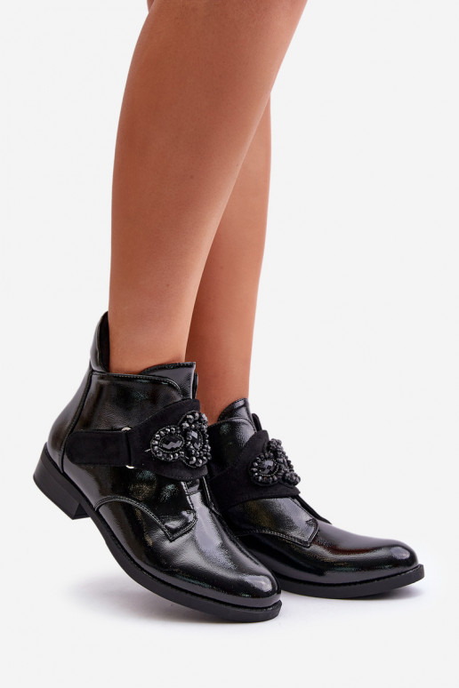 avec effet vernis Bottes pour femmes avec des ornements réchauffer S.Barski HY42-021 couleur noire avec effet vernis Bottes pour femmes avec des ornements réchauffer S.Barski HY42-021 couleur noire