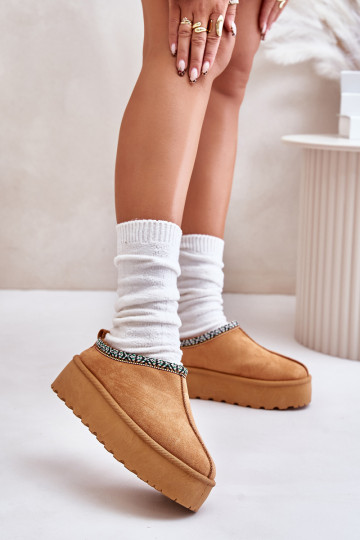 Chaussons Féminin avec une plateforme Z Haftem marron Neroma 2