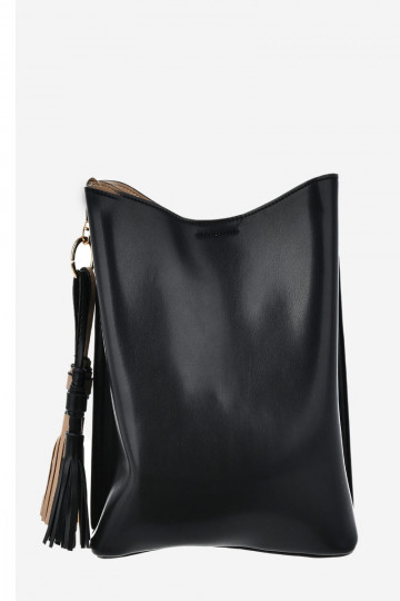 Un petit sac à main en cuir écologique Big Star OO574139 noir 2