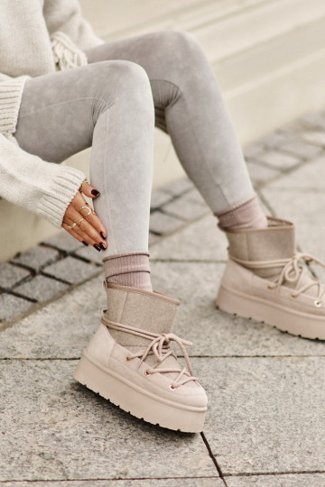 Bottes de neige avec détails élégants et plateforme en beige