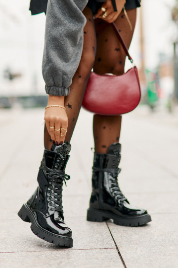 avec effet vernis réchauffer Bottines de travail avec des ornements couleur noire Kelilea 2