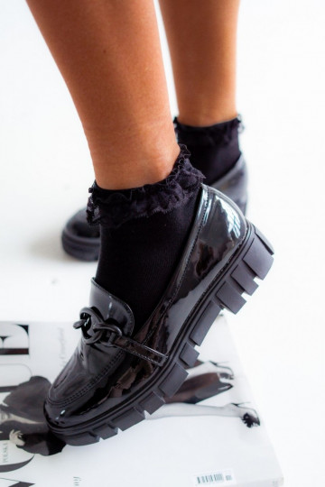 Chaussettes Féminin BaÀełniane avec de la dentelle couleur noire