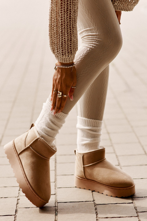 snowboots Dames met een platform om te verwarmen met bont aan de binnenkant beige kleur Xamella