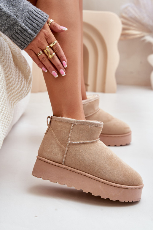 bottes de neige pour femmes avec une plateforme pour se réchauffer avec de la fourrure à l'intérieur couleur beige Xamella