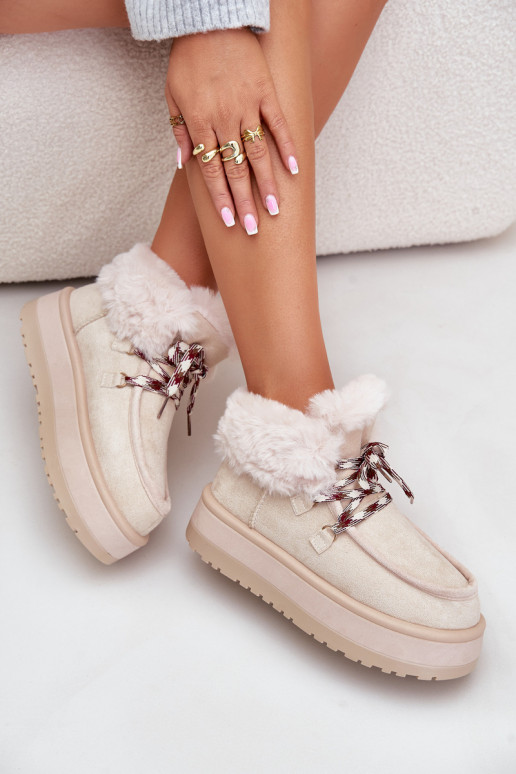 Faible Bottes de neige Féminin avec une plateforme avec un manteau de fourrure couleur ivoire Neathren