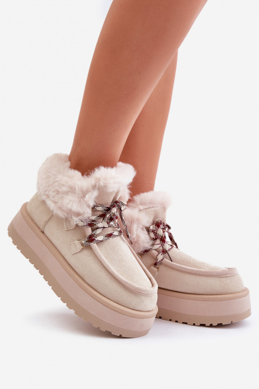 Faible Bottes de neige Féminin avec une plateforme avec un manteau de fourrure couleur ivoire Neathren