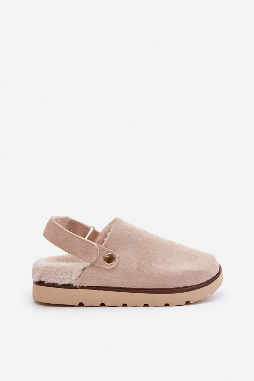 Chaussons Féminin avec une plateforme réchauffer avec de la fourrure à l intérieur Typu Baranek beige Sanilora