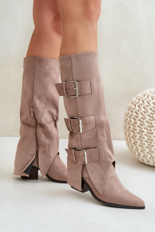 Stiefel mit Absätzen Z INyZuiniętą CholeZuką I mit Schnallenmi Beige Vamissa