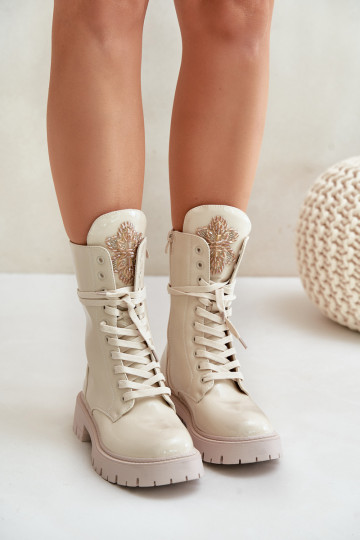 met lakeffect opInarmen Enkellaarsjes voor Inerknemers met ornamenten beige Kelilea