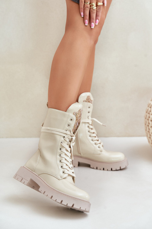 avec effet vernis réchauffer Bottines de travail avec des ornements beige Kelilea avec effet vernis réchauffer Bottines de travail avec des ornements beige Kelilea
