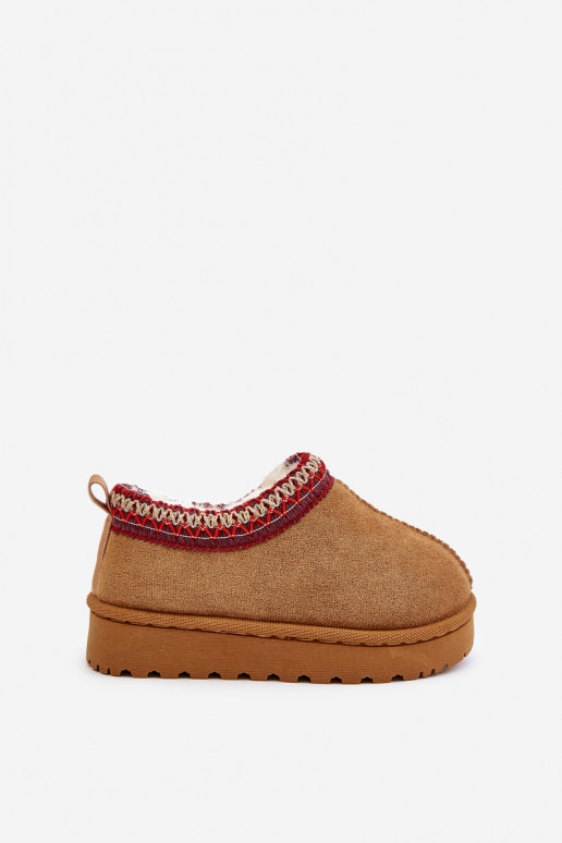 Kindersneeuwlaarzen met plateau, geïsoleerd met bont aan de binnenkant in bruin Vilabria Kindersneeuwlaarzen met plateau, geïsoleerd met bont aan de binnenkant in bruin Vilabria