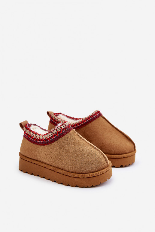 Kindersneeuwlaarzen met plateau, geïsoleerd met bont aan de binnenkant in bruin Vilabria Kindersneeuwlaarzen met plateau, geïsoleerd met bont aan de binnenkant in bruin Vilabria