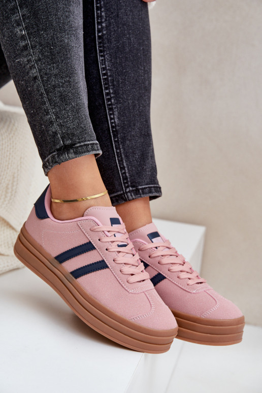 Chaussures modèle baskets Féminin avec une plateforme couleur rose Egelia Chaussures modèle baskets Féminin avec une plateforme couleur rose Egelia