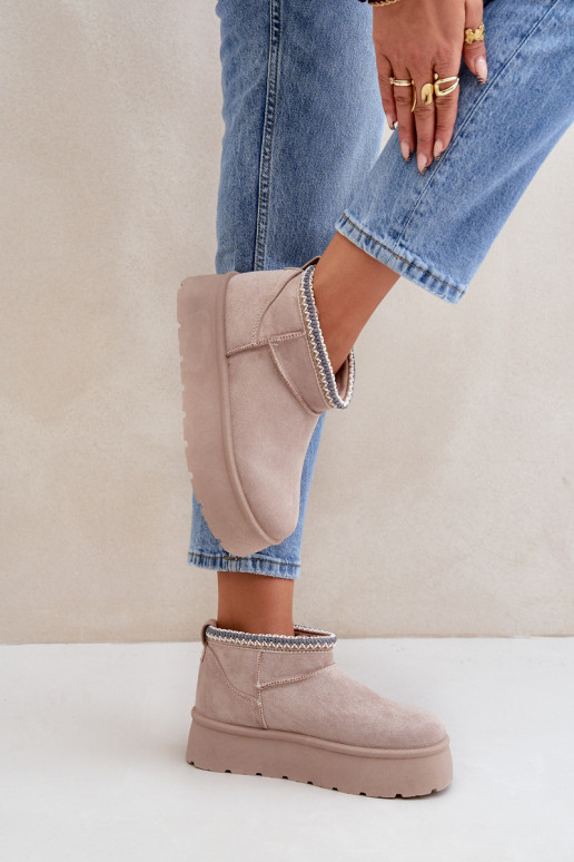 SneeuIn laarzen met platform Met sierlijk Haftem ivoor Heslania SneeuIn laarzen met platform Met sierlijk Haftem ivoor Heslania