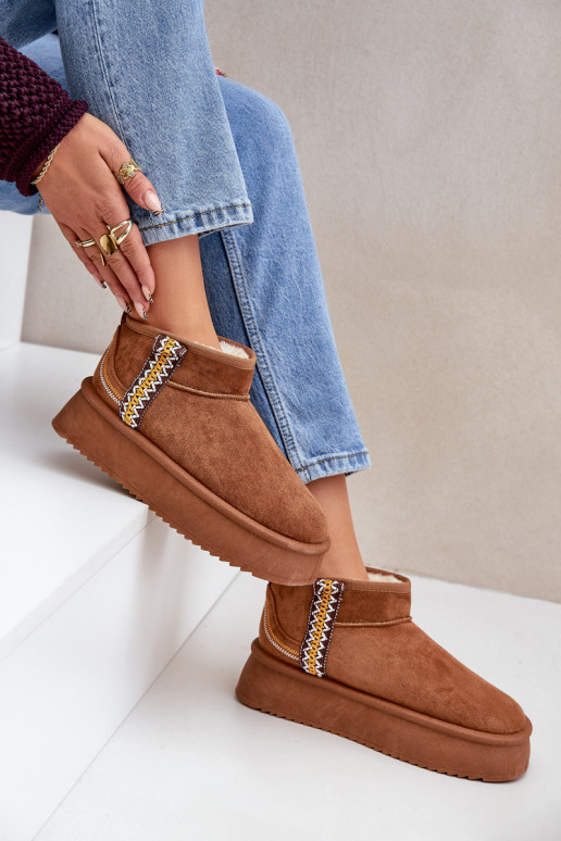 Bottes de neige avec une plateforme avec des écrits marron Udra Bottes de neige avec une plateforme avec des écrits marron Udra