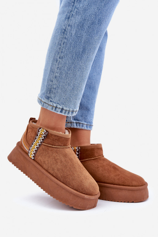 Bottes de neige avec une plateforme avec des écrits marron Udra Bottes de neige avec une plateforme avec des écrits marron Udra