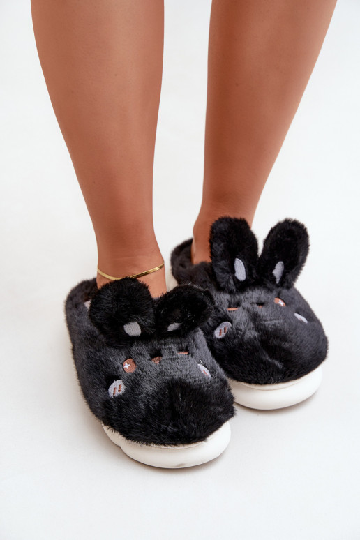 Pantoffeln mit Pelzmotiv „Króliczka“ in Schwarz Inga