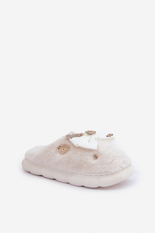 Chaussons avec nœuds et fourrure couleur blanche Annalira