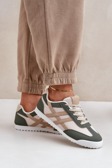 Laag Sneakers Vrijetijdsschoenen beige-groene kleur Eezore