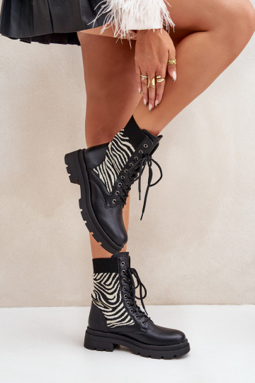 Bottines de travail Féminin avec une semelle intérieure de type chaussette Zebra couleur noire Raviri