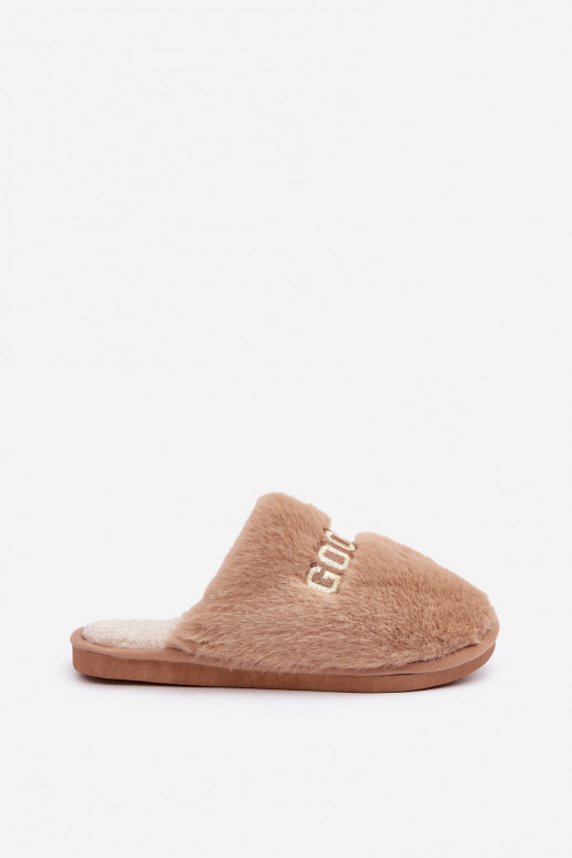 Chaussons pour femmes avec fourrure I Įjungtapisem couleur marron Kalelia