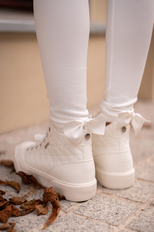 Baskets de loisirs isolées Big Star blanches