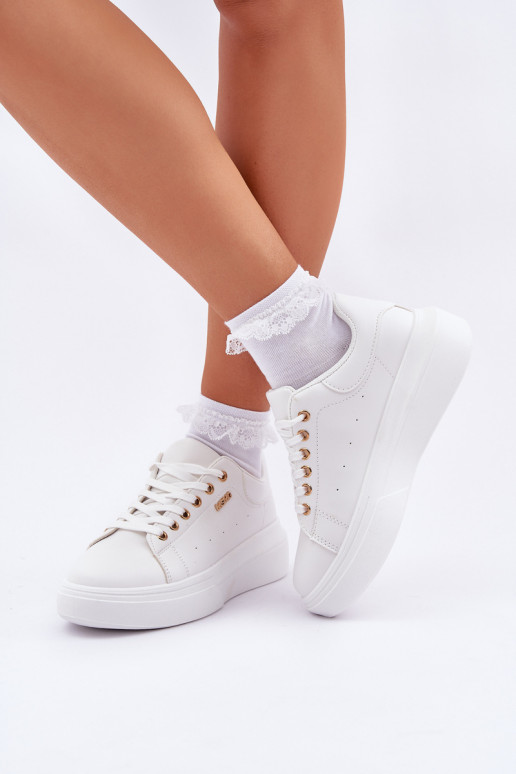 Chaussures modèle baskets Féminin avec une plateforme en cuir écologique couleur blanche Lelandine