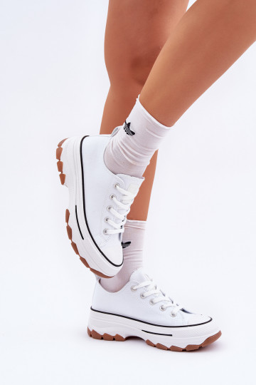 Niedrige Freizeitschuhe mit Plateau in Weiß AradĮin 2