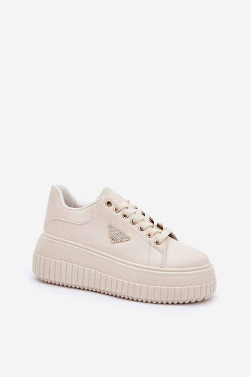 Élégant Chaussures modèle baskets avec une plateforme couleur ivoire Vallexia Élégant Chaussures modèle baskets avec une plateforme couleur ivoire Vallexia