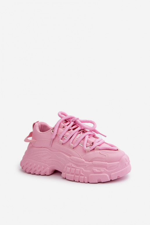 Bottines effet verni isolées avec...
