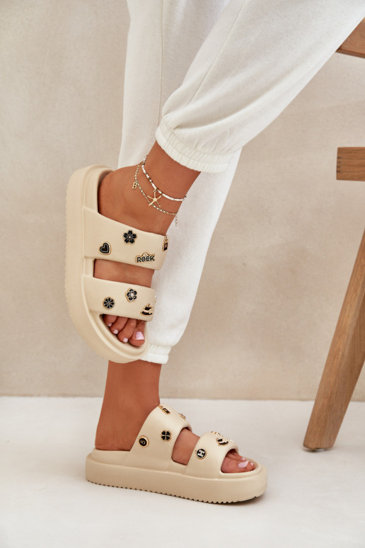 LichtgeInicht pantoffels Damespantoffels Z Przypinkami beige Ravanala